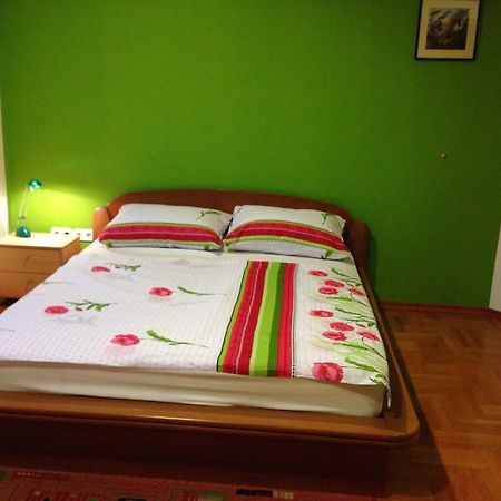 Guest House Seperic Jastrebarsko Esterno foto